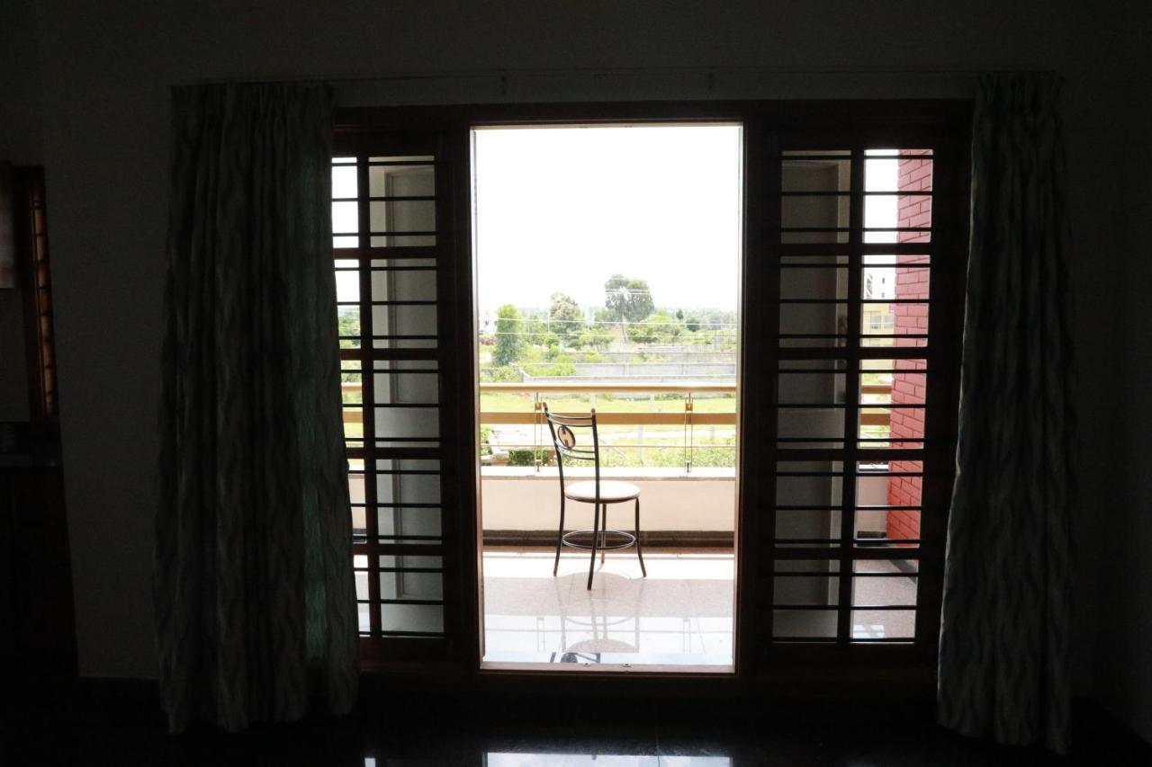 Zions Hotel And Apertment Devanahalli Exterior photo